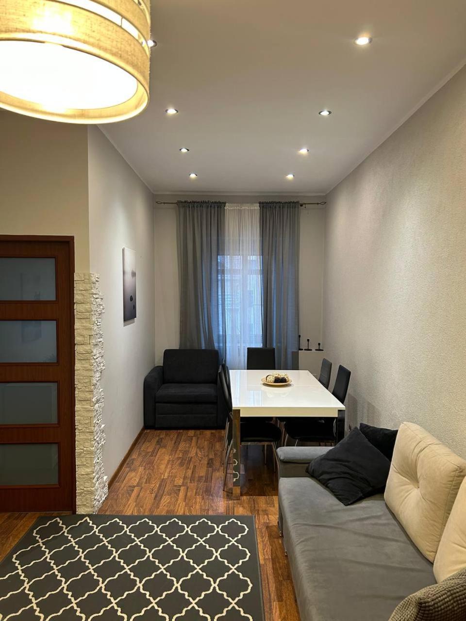 Big Apart - Rynek 8 - Nice View - 3 Rooms - 9 People Wrocław Exteriör bild